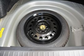   2012款力帆620 1.5L手动舒适型B