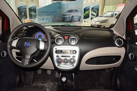   2012款长安奔奔mini 1.0L手动亲情版