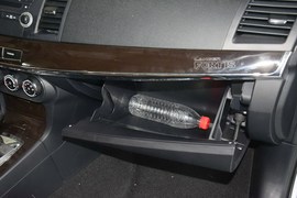   2013款三菱风迪思1.8L自动旗舰型 国V到店实拍