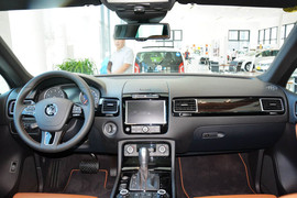   2013款大众途锐3.0TSI X 十周年限量版