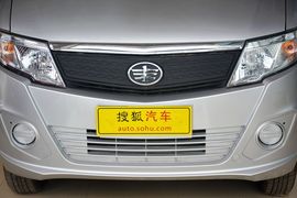   2015款一汽佳宝V77 1.3L标准型