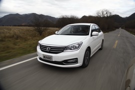   2016款东风风神新A60试驾