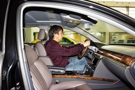   2015款大众辉腾3.0L精英定制型到店实拍