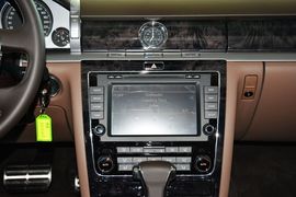   2015款大众辉腾3.0L精英定制型