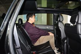   2015款Jeep大切诺基3.0L旗舰尊悦版到店实拍