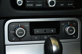   2016款大众途锐3.0TSI R-Line