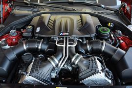 2015款宝马M6 Gran Coupe