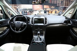   福特S-MAX VIGNALE日内瓦车展实拍