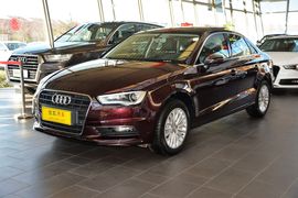 2015款奥迪A3 Limousine 300万纪念智领版