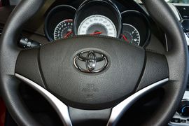   2015款丰田致炫1.5G自动炫动天窗特别版