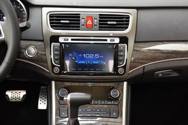   2016款哈弗H8 2.0T四驱精英型
