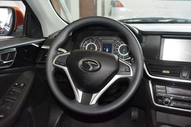   2015款东南V CROSS 1.5L手动智趣型