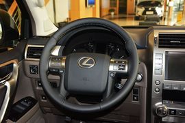   2015款雷克萨斯GX400豪华版