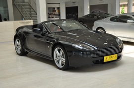   2010款阿斯顿马丁V8 Vantage敞篷版