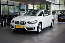2016款宝马118i都市设计套装