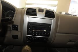   2010款陆风X6 2.0L超值版实拍