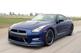   2012款日产GT-R