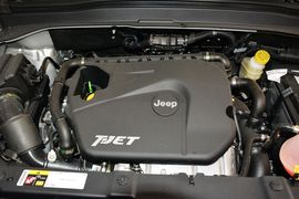   2016款Jeep自由侠 1.4T自动劲能版+