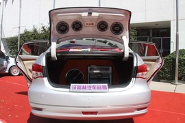   尼桑音响改装