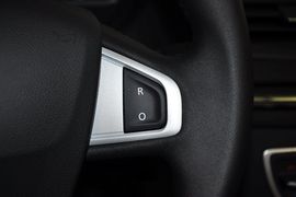  2011款雷诺梅甘娜CC 2.0L手自一体型