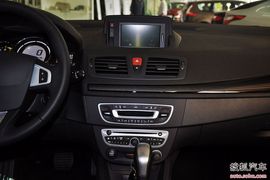 2011款雷诺梅甘娜CC 2.0L手自一体型