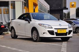   2011款雷诺梅甘娜CC 2.0L手自一体型