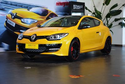 【雷诺梅甘娜rs】雷诺_雷诺梅甘娜rs报价_价格_雷诺梅甘娜rs图片_参数