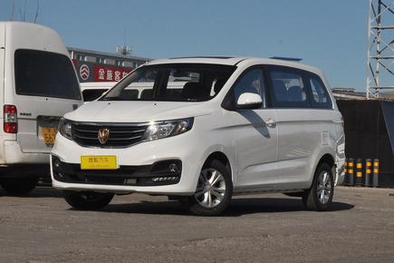 空间大过校车 金杯f50首付1.8万送保养