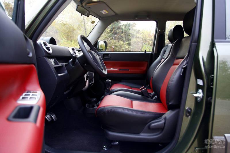 29-7.49万 询底价 看配置 2012款长城哈弗m2 1.5l试驾实拍 图片描述