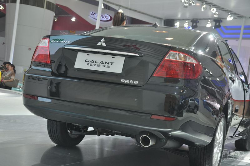 2012款三菱戈蓝广州车展实拍