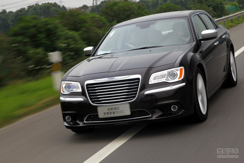 【 克莱斯勒300图片】_2012款克莱斯勒300c苏州试驾实拍_搜狐汽车网