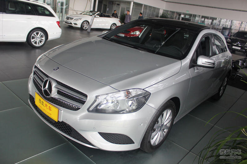 2013款奔驰新a180实拍