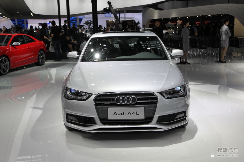 奥迪a4l深港澳车展实拍