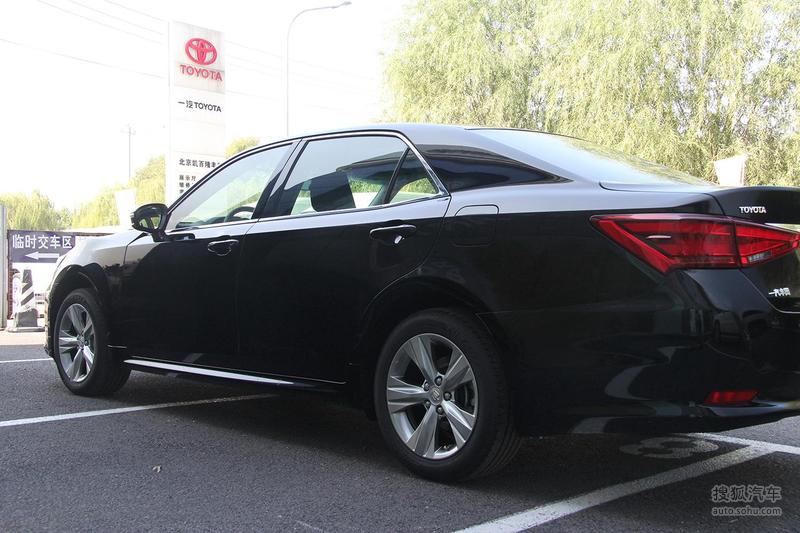 【 丰田皇冠图片】_黑色_外观_搜狐汽车网