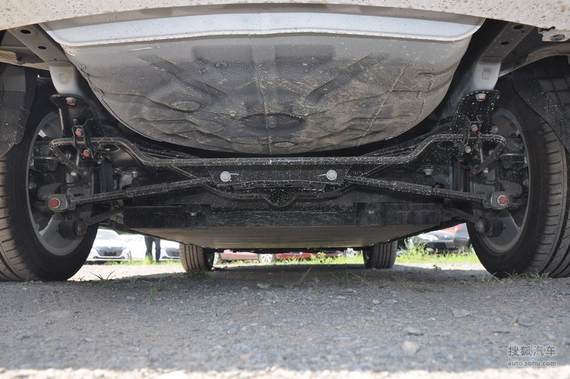 2018款 比亚迪e5 450智联畅享型 - 底盘全景提示:支持键盘翻页 ←左