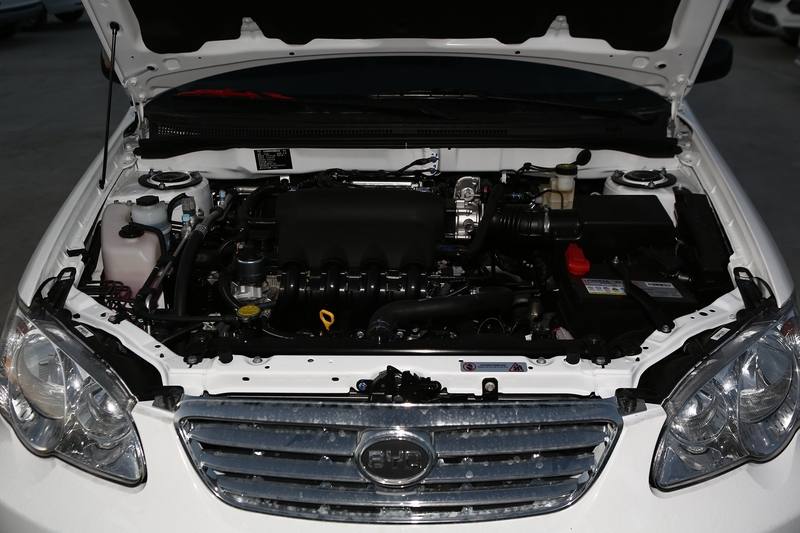 2020款比亚迪f315l手动经典型