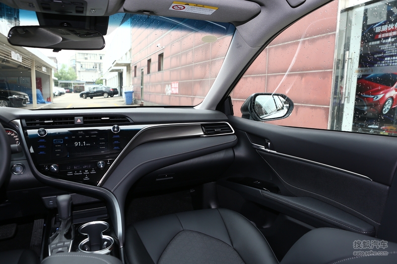 【 丰田凯美瑞图片】_黑色_内饰_搜狐汽车网