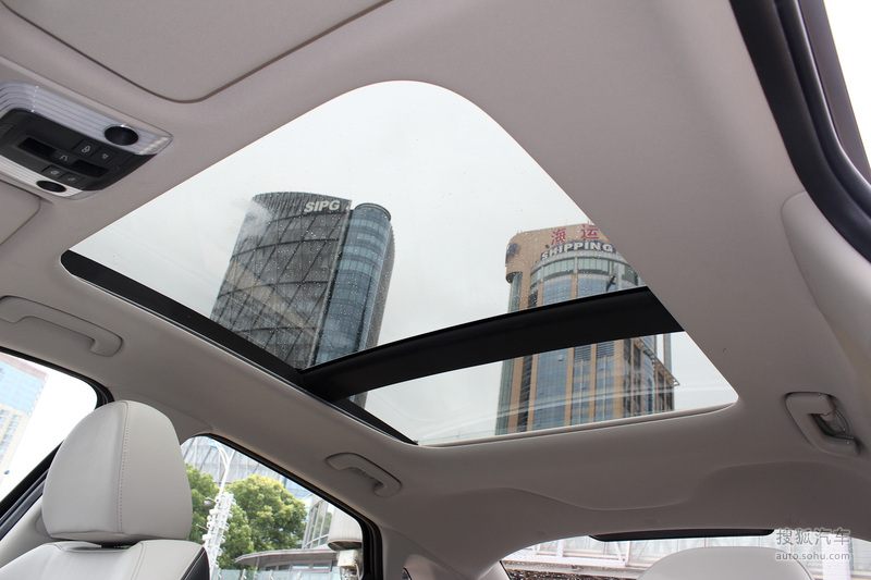 48-17.38万 询底价 看配置 2020款起亚k5凯酷 2.0t自动 -天窗