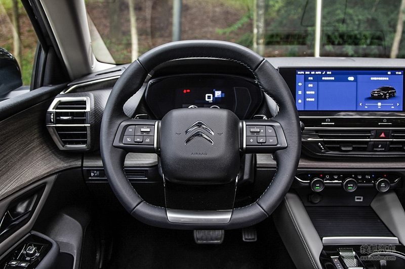 【 雪铁龙凡尔赛c5 x图片】_内饰_搜狐汽车网