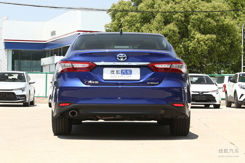 丰田凯美瑞双擎图片 海钻蓝 外观 搜狐汽车网