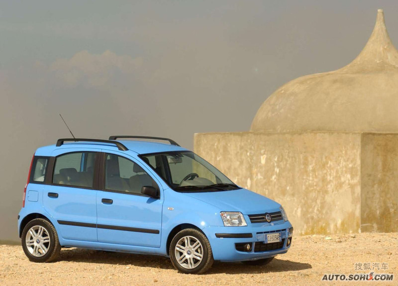 2003款菲亚特熊猫     提示:支持键盘翻页 ←左 右&rarr