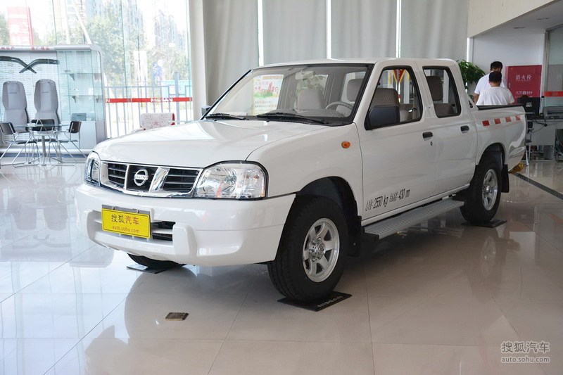 2013款郑州日产d22两驱ka24标准型(国iv)