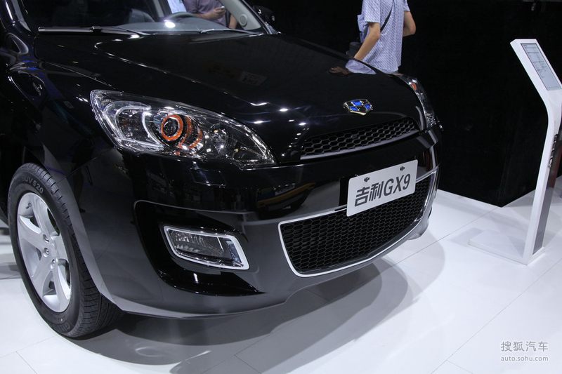 吉利gx9成都车展实拍     提示:支持键盘翻页 &larr;左 右&rarr