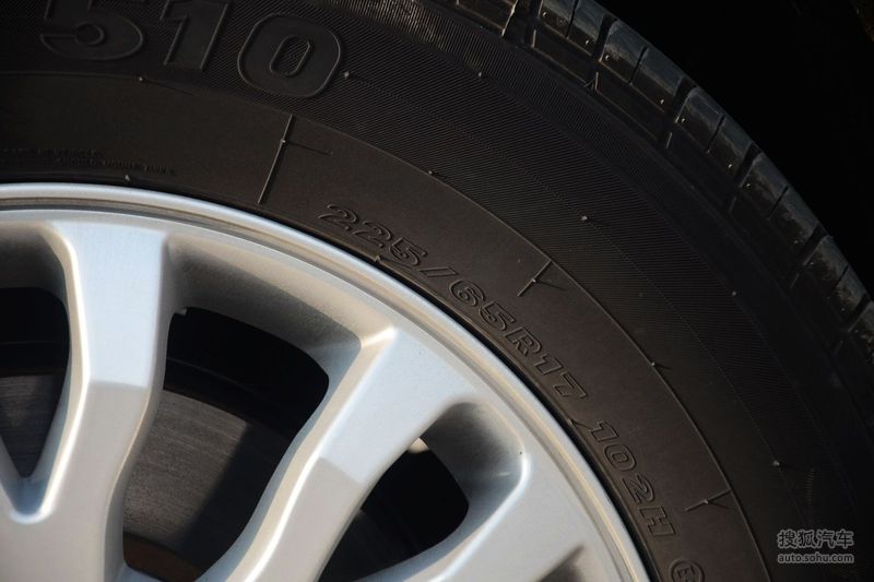 2016款比亚迪e6 400精英版 - 轮胎型号提示:支持键盘翻页 ←左 右