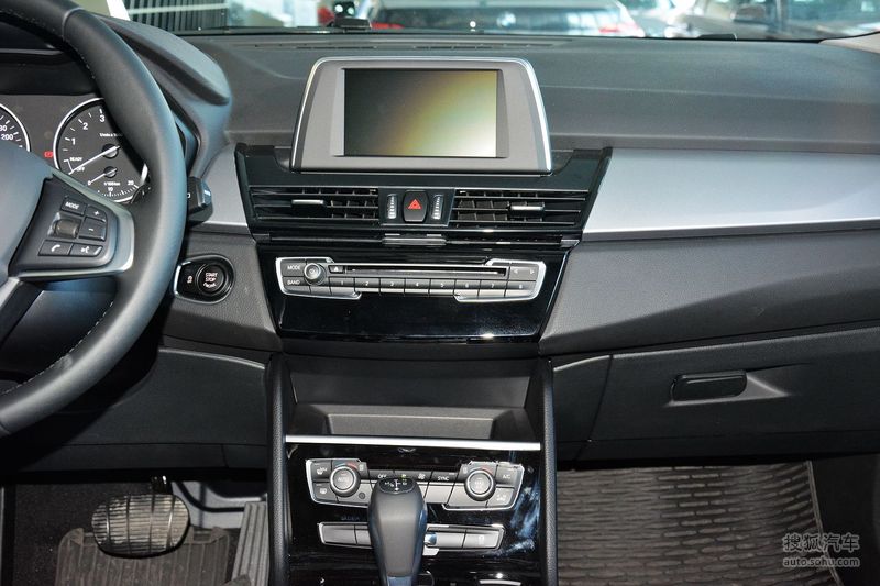 2016款华晨宝马218i旅行车领先型 - 中控台提示:支持键盘翻页 ←左 右