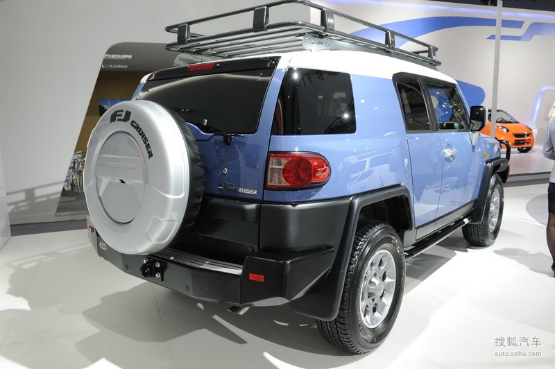 丰田fj酷路泽车展实拍