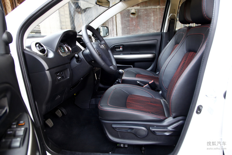 2012款长城哈弗m4 1.5vvt 手动豪华型试驾实拍