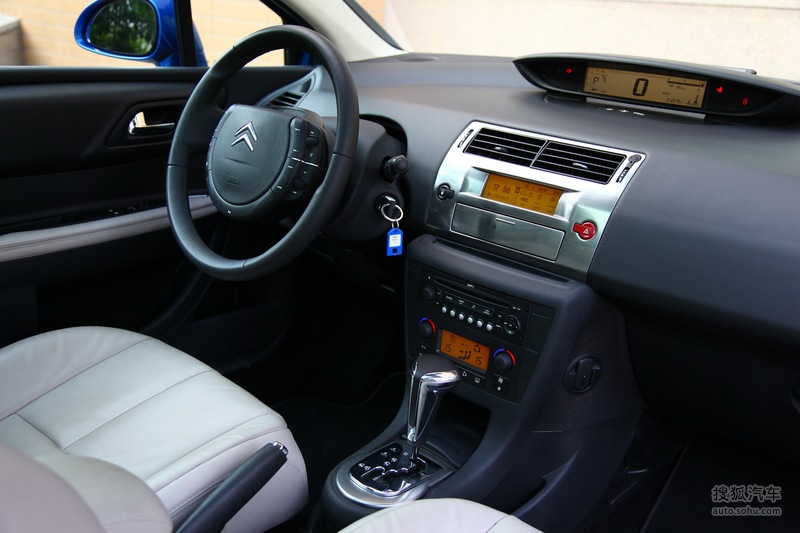 雪铁龙进口雪铁龙c42010款雪铁龙c4试驾