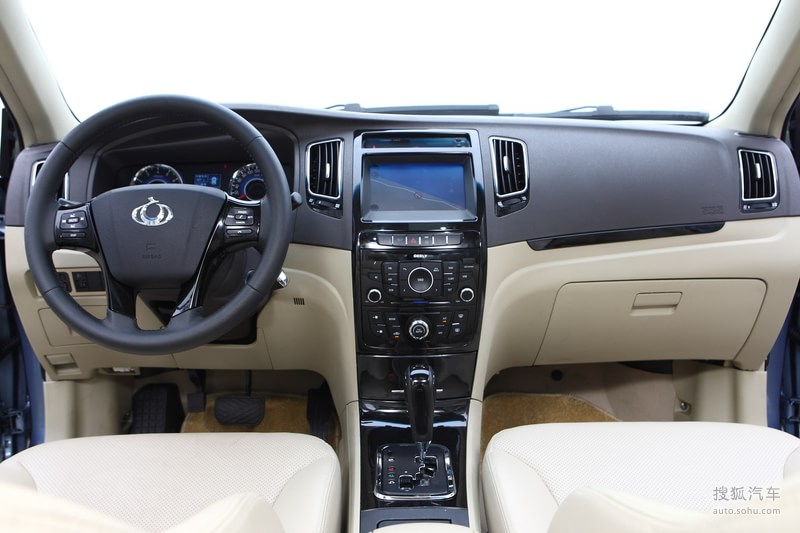 吉利全球鹰吉利汽车gc7试驾全球鹰gc718自动