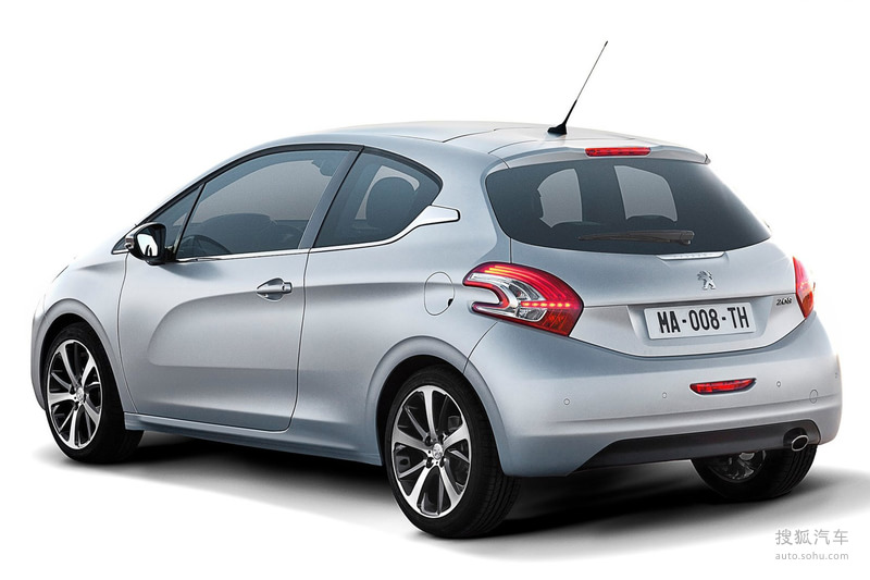 标致208